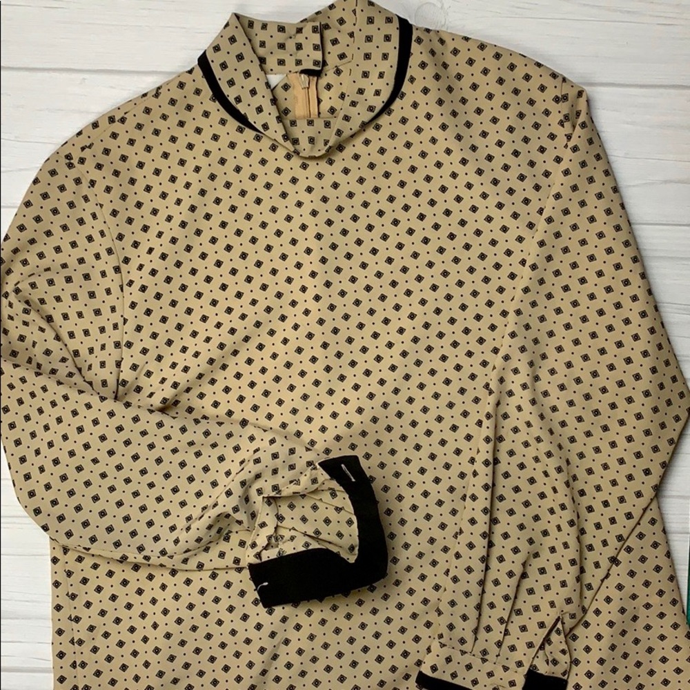 Pierre Balmain vintage long sleeve beige blouse